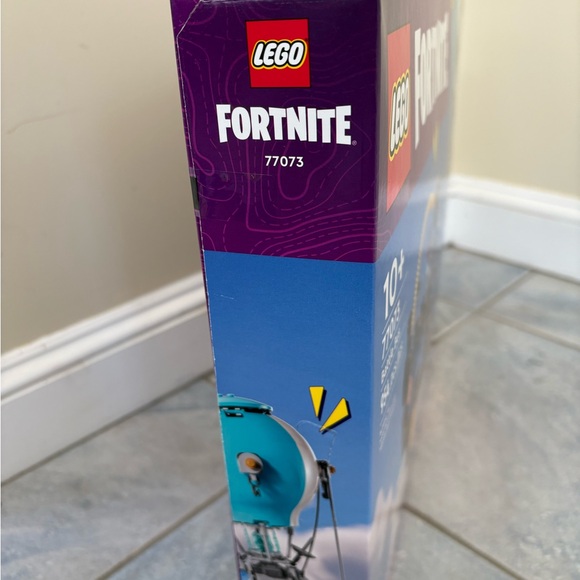 LEGO Fortnite Battle Bus - New/Sealed - Picture 3 of 5